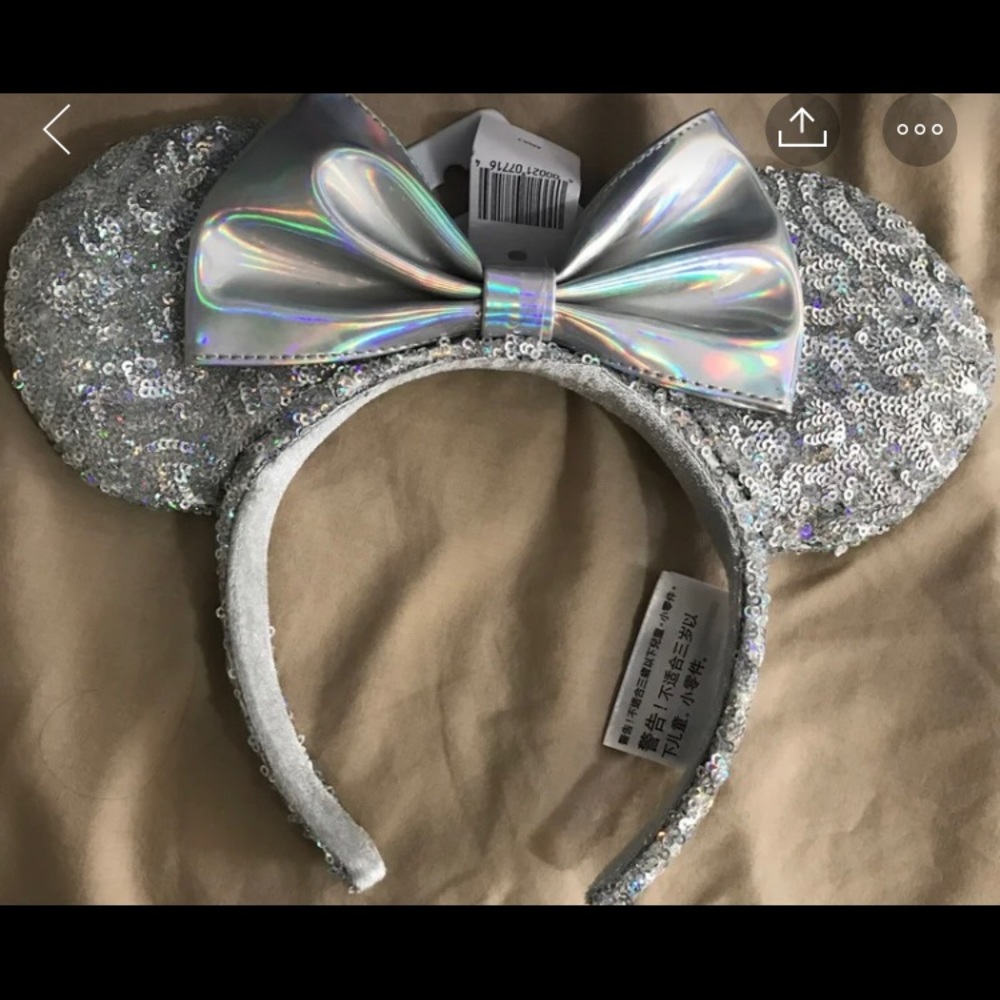 Magic Mirror Minnie Ears